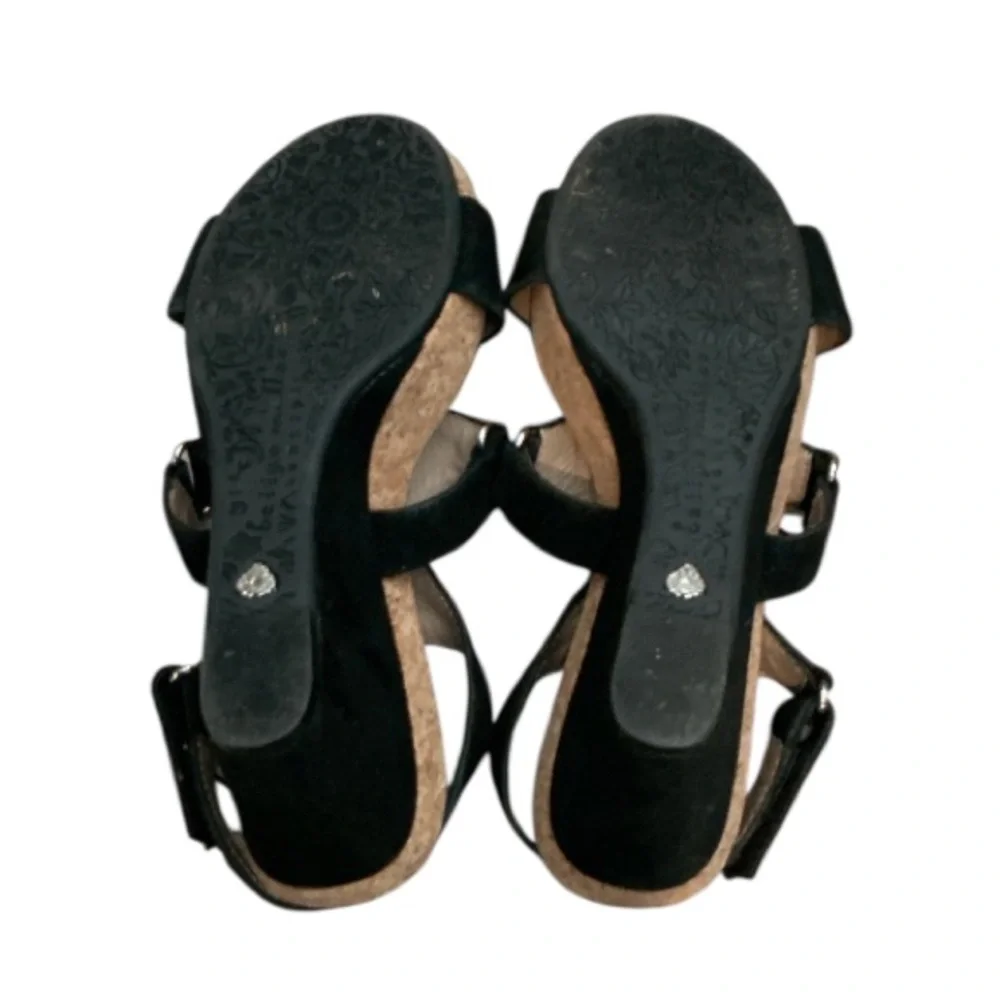Authentic Bettye Muller black suede designer wedge sandals sz 6